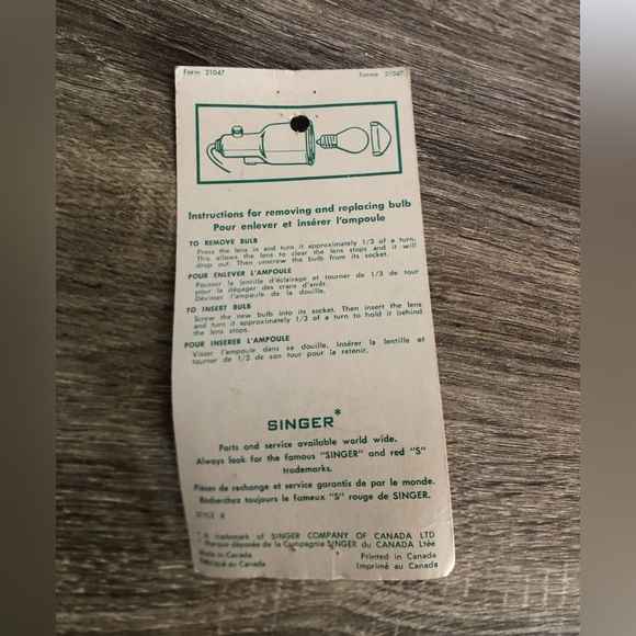 Vtg NOS Singer Sewing Machine Light Bulb - Picture 3 of 8